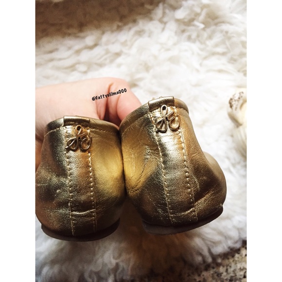 Sam Edelman Gold leather flats ✨ - Picture 5 of 5